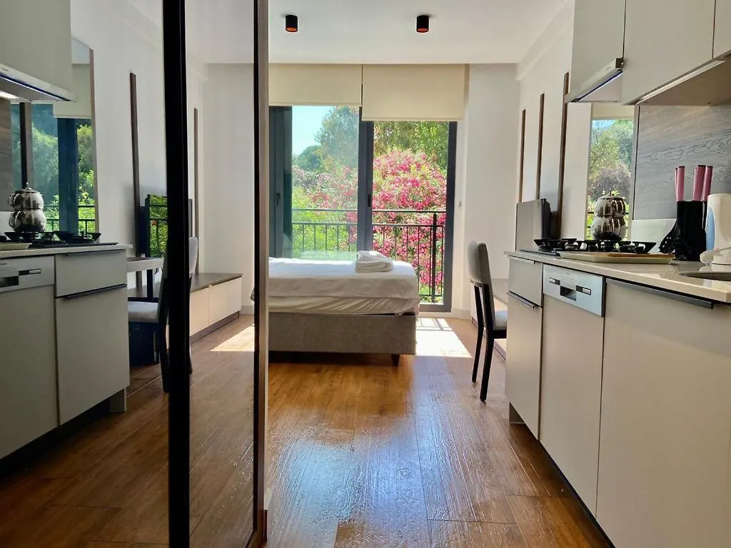 Black Marin Kusadası Apartmán