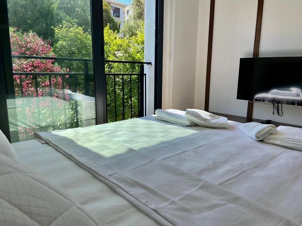 Black Marin Kusadası Apartmán